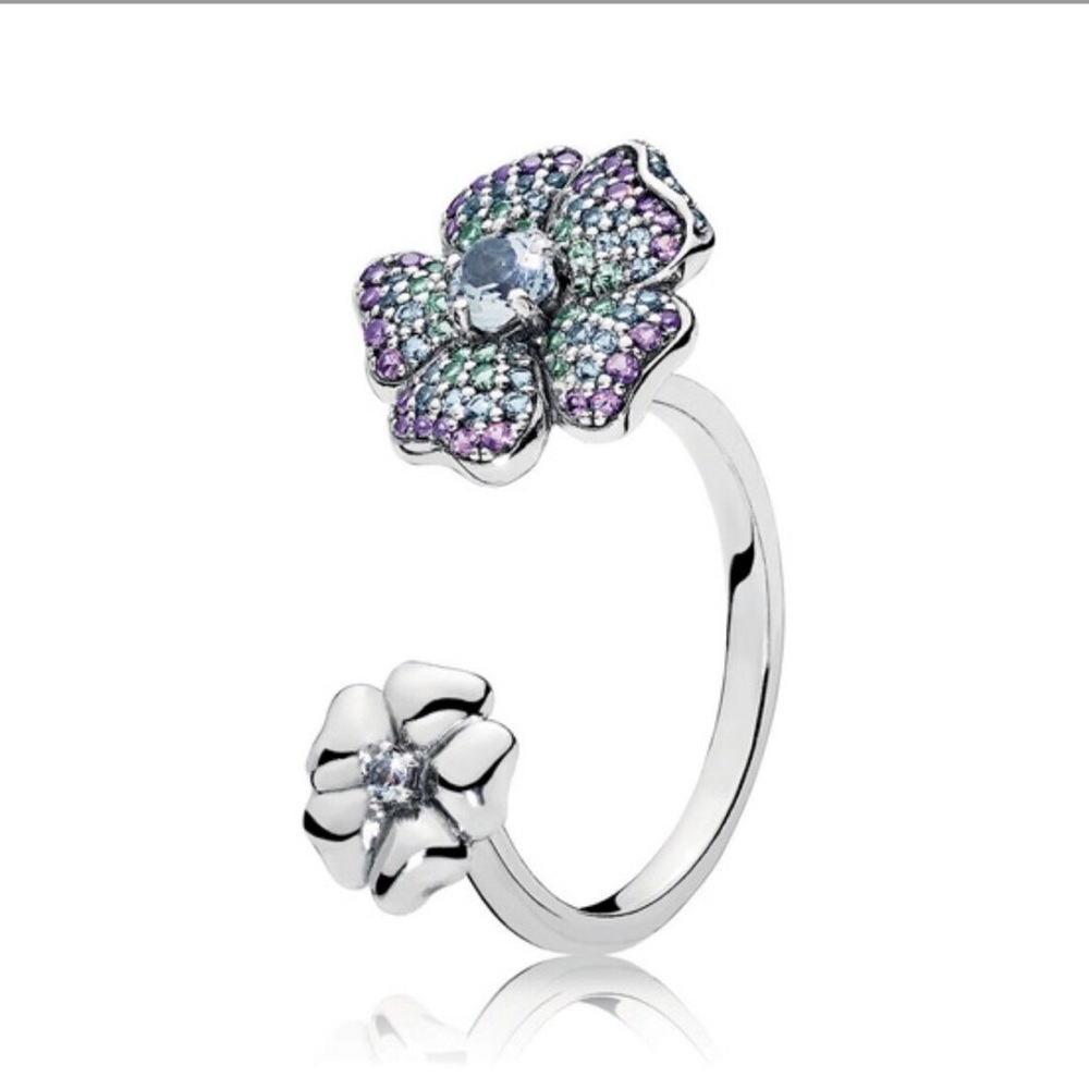 Pandora Flower Ring size 54 but adjustable
